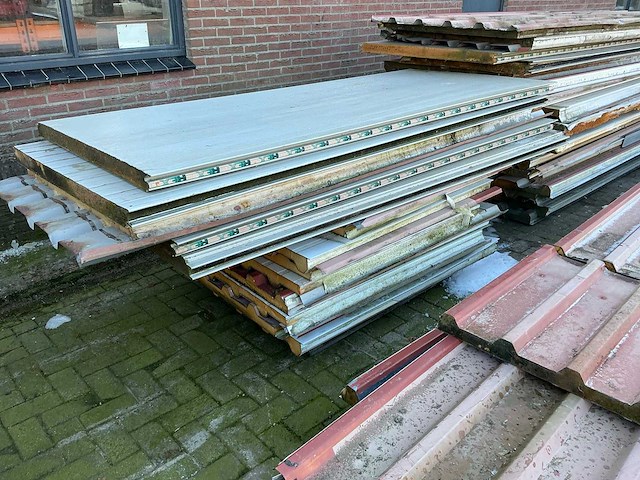 Dakplaten en geïsoleerde dak panelen - afbeelding 2 van  6