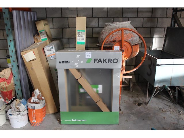 Dakraam fakro rtp-v, 78 x 98 cm. - afbeelding 1 van  4