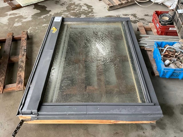 Dakraam - afbeelding 1 van  1