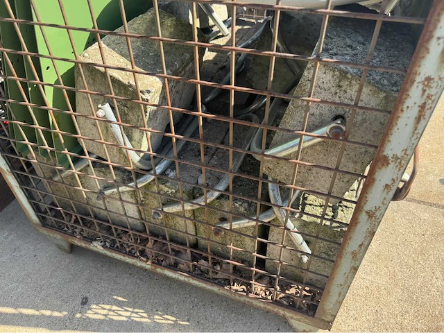 Dakrand beveiliging en aanhanger (198 mtr) - afbeelding 5 van  25