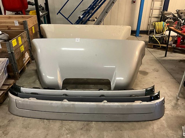 Dakspoiler (2x) - afbeelding 1 van  4