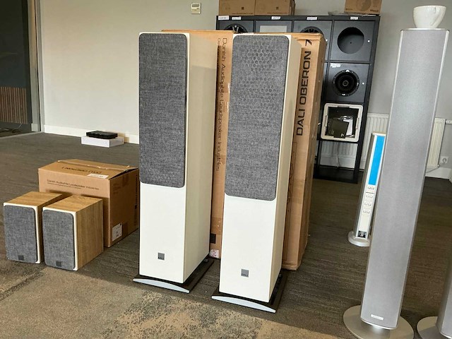 Dali oberon 7 2-delige speakerset - afbeelding 2 van  4