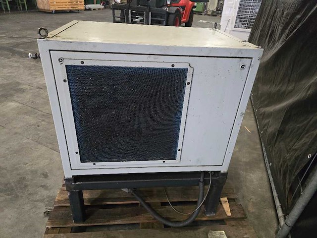 Dallikon - oliekoeler - afbeelding 9 van  9