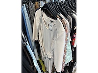 Dames blouses, rokken, jurken en broeken (240 stuks) - afbeelding 4 van  95