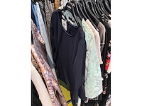 Dames blouses, rokken, jurken en broeken (240 stuks) - afbeelding 7 van  95