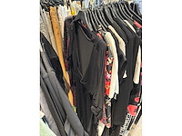 Dames blouses, rokken, jurken en broeken (240 stuks) - afbeelding 10 van  95