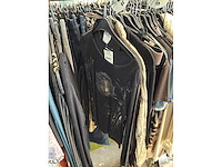 Dames blouses, rokken, jurken en broeken (240 stuks) - afbeelding 17 van  95