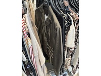 Dames blouses, rokken, jurken en broeken (240 stuks) - afbeelding 52 van  95