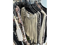 Dames blouses, rokken, jurken en broeken (240 stuks) - afbeelding 64 van  95