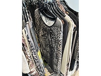 Dames blouses, rokken, jurken en broeken (240 stuks) - afbeelding 68 van  95
