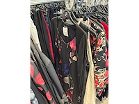 Dames blouses, rokken, jurken en broeken (240 stuks) - afbeelding 93 van  95