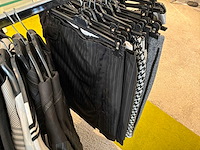 Dames blouses, rokken, jurken en broeken (400 stuks) - afbeelding 9 van  94