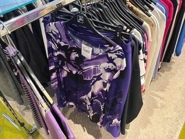 Dames blouses, rokken, jurken en broeken (400 stuks) - afbeelding 40 van  94