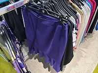 Dames blouses, rokken, jurken en broeken (400 stuks) - afbeelding 51 van  94