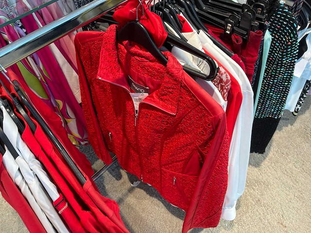 Dames blouses, rokken, jurken en broeken (400 stuks) - afbeelding 79 van  94