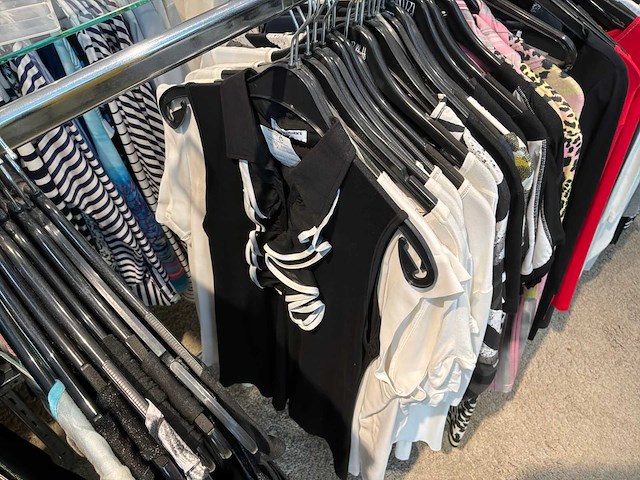 Dames blouses, rokken, jurken en broeken (400 stuks) - afbeelding 93 van  94