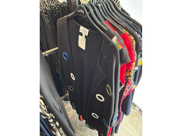 Dames blouses, rokken, jurken en broeken (420 stuks) - afbeelding 23 van  105