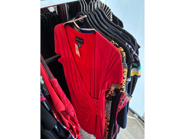 Dames blouses, rokken, jurken en broeken (420 stuks) - afbeelding 26 van  105