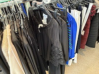 Dames blouses, rokken, jurken en broeken (420 stuks) - afbeelding 40 van  105