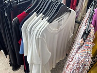 Dames blouses, rokken, jurken en broeken (420 stuks) - afbeelding 53 van  105