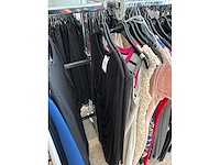 Dames blouses, rokken, jurken en broeken (420 stuks) - afbeelding 72 van  105