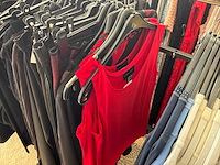 Dames blouses, rokken, jurken en broeken (420 stuks) - afbeelding 73 van  105