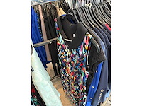 Dames blouses, rokken, jurken en broeken (420 stuks) - afbeelding 103 van  105