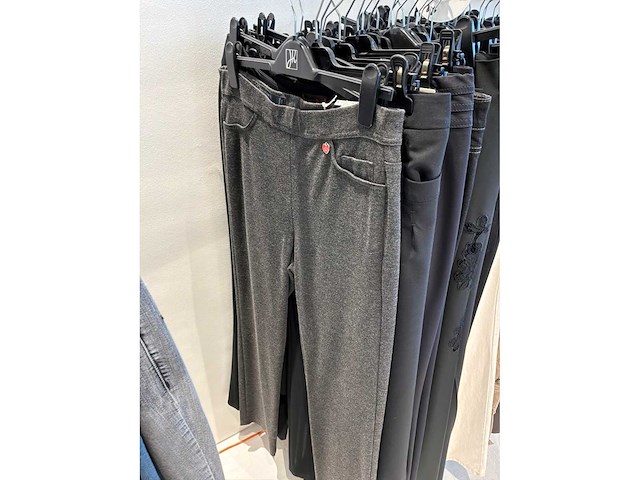 Dames broeken (125 stuks) - afbeelding 13 van  60