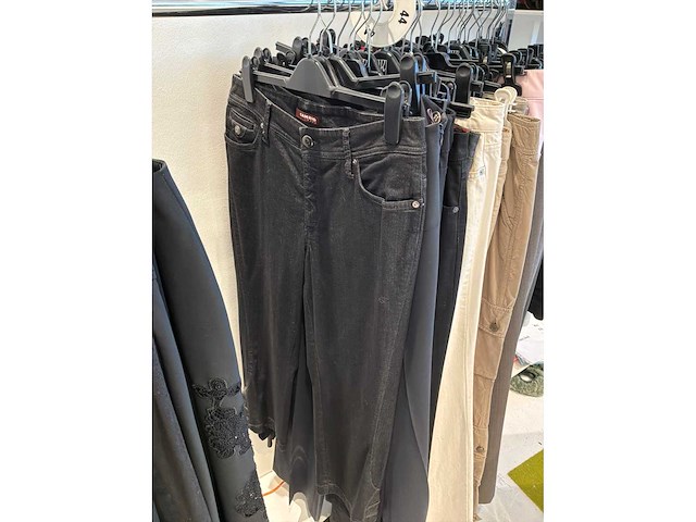 Dames broeken (125 stuks) - afbeelding 26 van  60