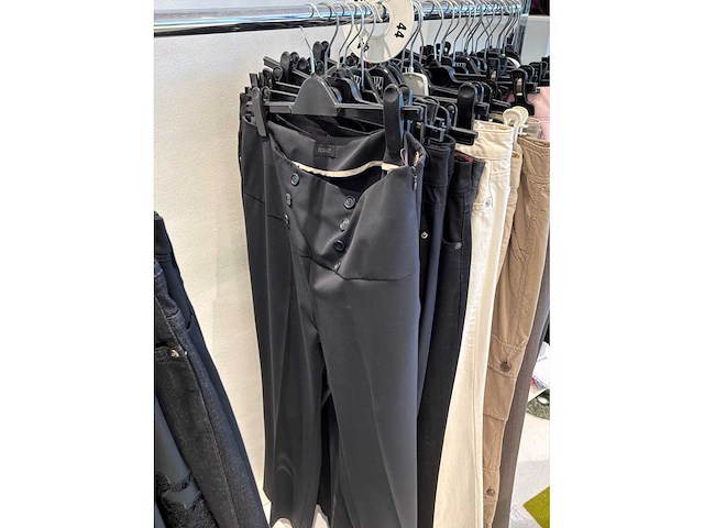 Dames broeken (125 stuks) - afbeelding 28 van  60