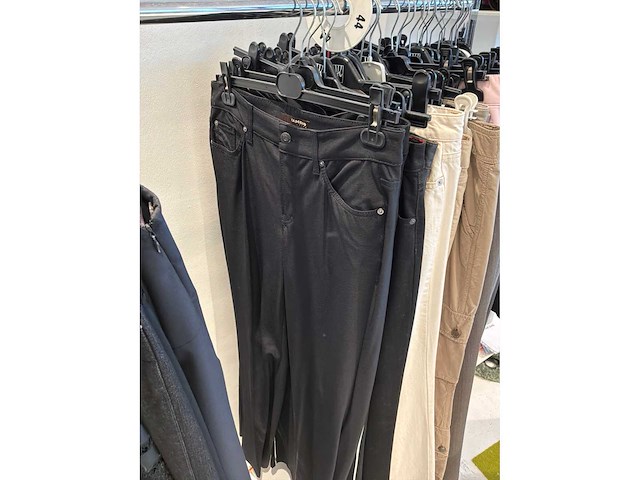Dames broeken (125 stuks) - afbeelding 29 van  60