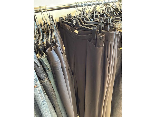 Dames broeken (125 stuks) - afbeelding 53 van  60