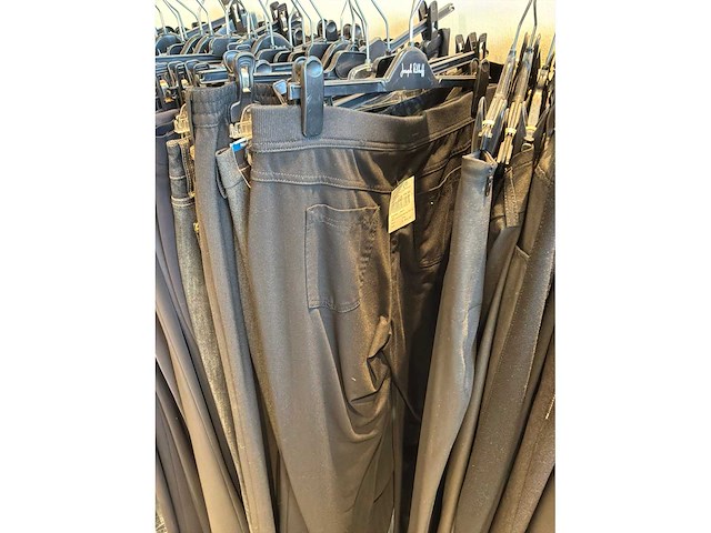 Dames broeken (125 stuks) - afbeelding 58 van  60