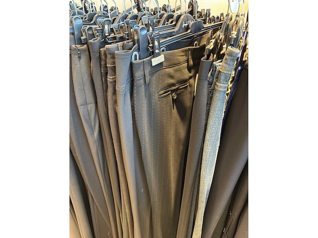 Dames broeken (125 stuks) - afbeelding 59 van  60