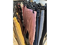 Dames broeken (178 stuks) - afbeelding 18 van  60