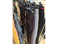 Dames broeken (178 stuks) - afbeelding 19 van  60