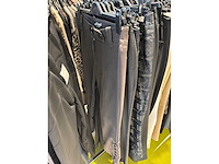 Dames broeken (178 stuks) - afbeelding 25 van  60