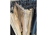 Dames broeken (178 stuks) - afbeelding 37 van  60