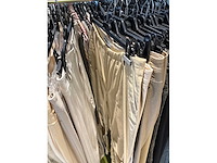 Dames broeken (178 stuks) - afbeelding 39 van  60