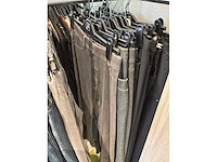 Dames broeken (178 stuks) - afbeelding 54 van  60