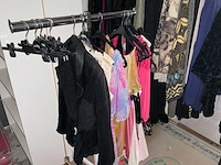 Dames broeken, tops, jassen, colberts en accessoires (600 stuks) - afbeelding 5 van  11