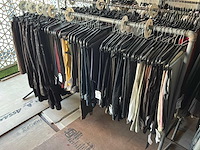 Dames broeken, tops, jassen, colberts en accessoires (600 stuks) - afbeelding 8 van  11