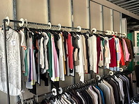 Dames broeken, tops, jassen, colberts en accessoires (600 stuks) - afbeelding 9 van  11