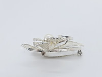 Dames filigree flower broche - afbeelding 4 van  5