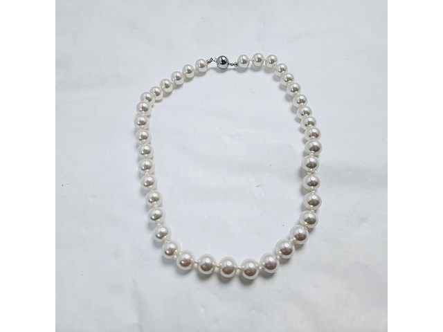 Dames parelsnoer collier - met echte japanse parels - anna valerie adolf - afbeelding 1 van  3