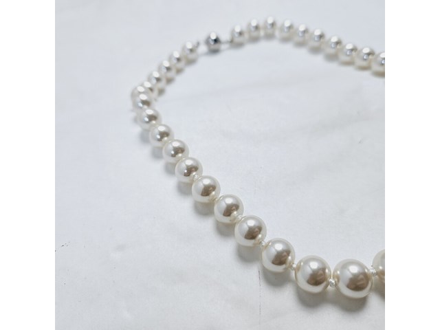 Dames parelsnoer collier - met echte japanse parels - anna valerie adolf - afbeelding 2 van  3