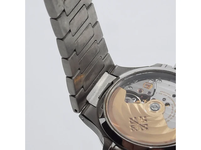 Dames polshorloge, patek philippe, nautilus 7018/1a - afbeelding 22 van  34