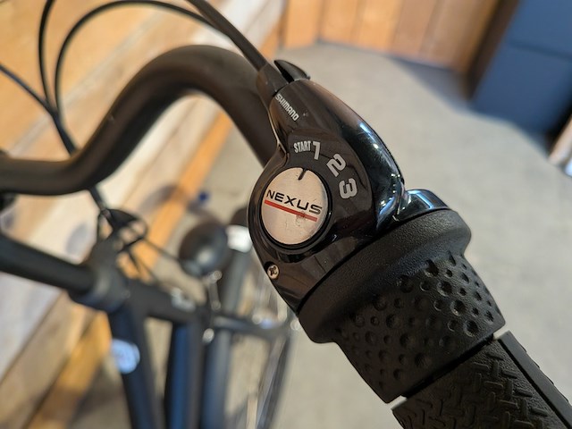 Dames stadsfiets, cortina, u1 - afbeelding 6 van  12