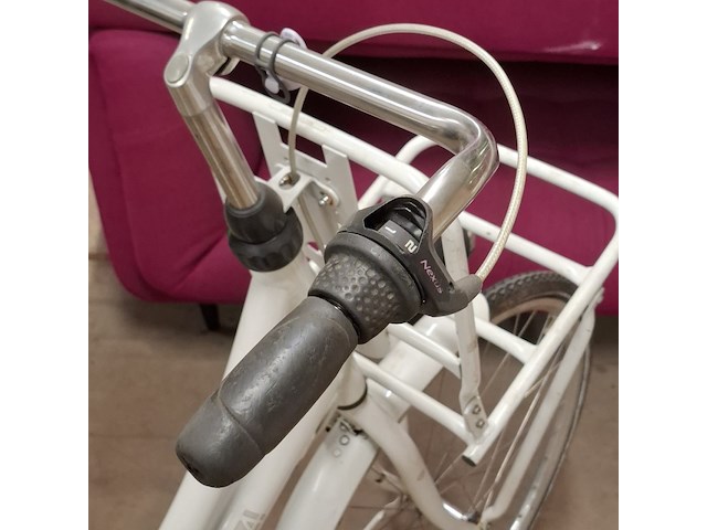 Dames transportfiets, cortina, u4 transport - afbeelding 13 van  15