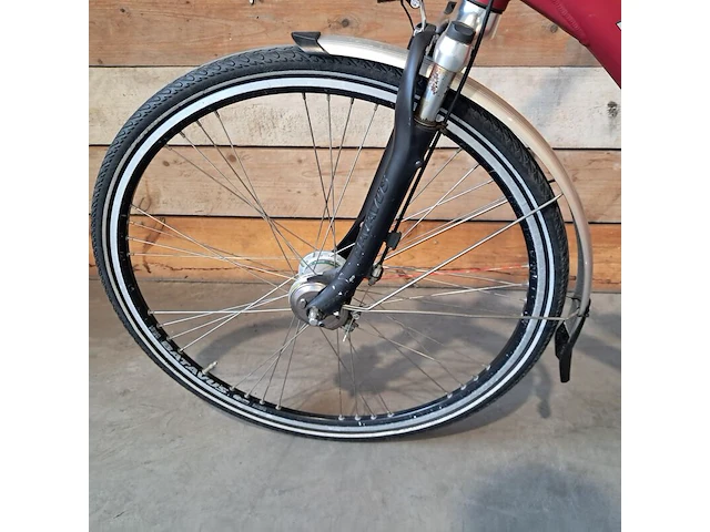 Damesfiets, batavus, mambo spirit, rood - afbeelding 11 van  17
